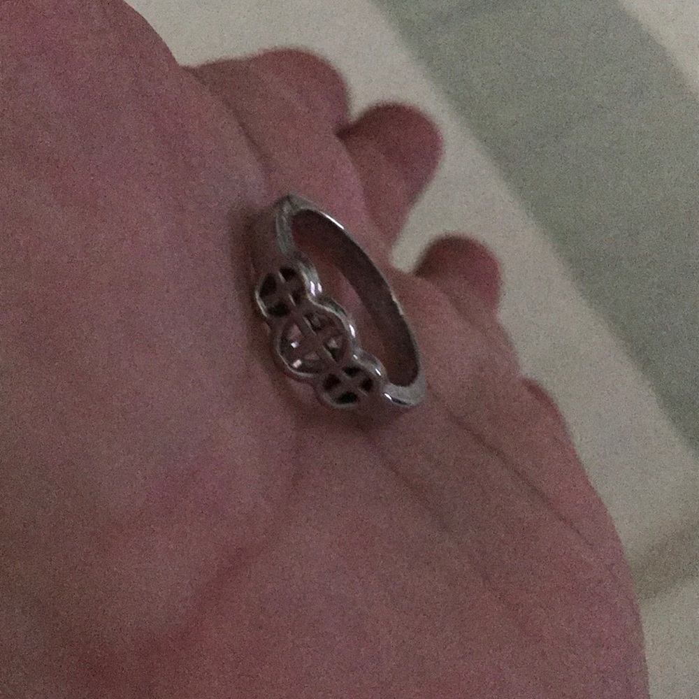 Cross ring - Picture 3 of 3